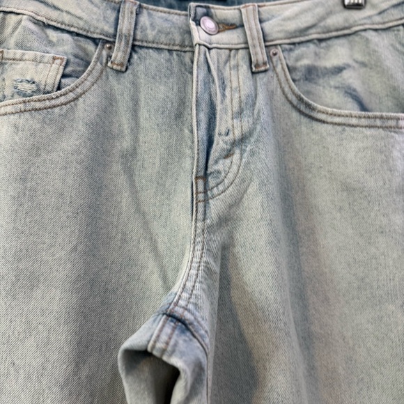 NWOT Wild Fable Light Wash Denim Jeans Size 2 - Picture 8 of 16